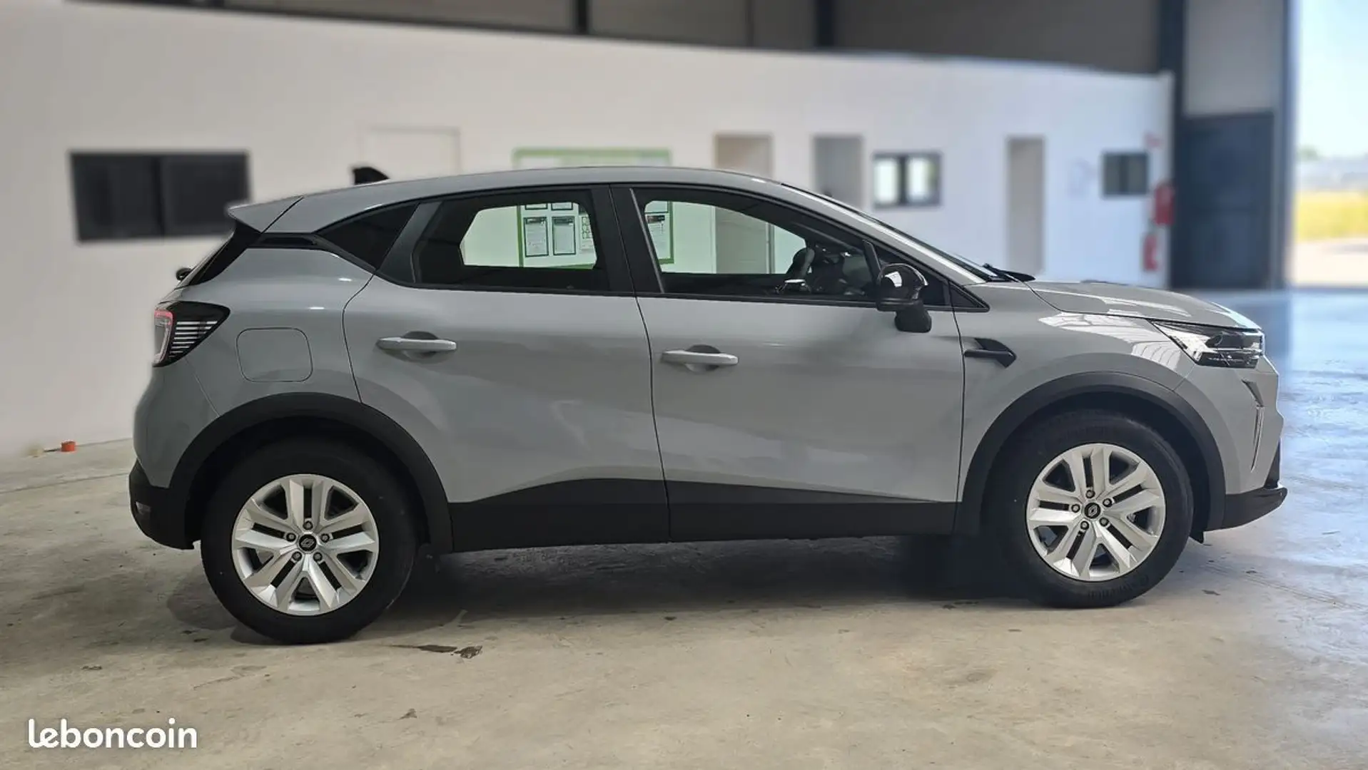 Renault Captur tce 90 ch evolution %2B sieges av chauffants climatisation automatique Gris - 2