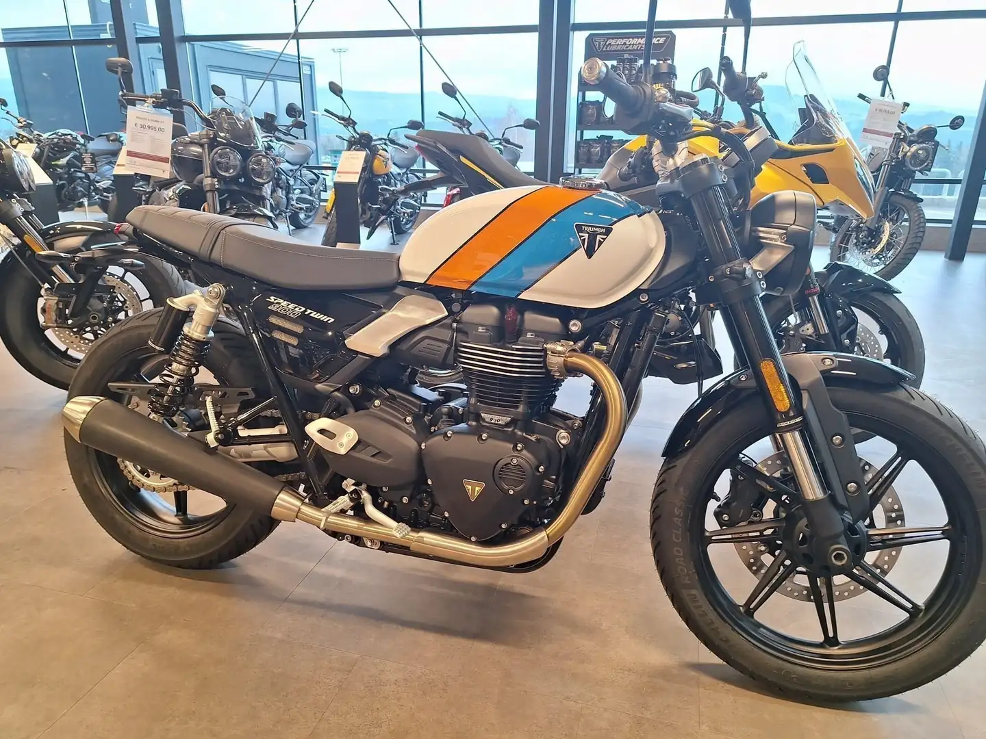 Triumph Speed Twin Sichere Dir jetzt schon das Modell 2025 Weiß - 2