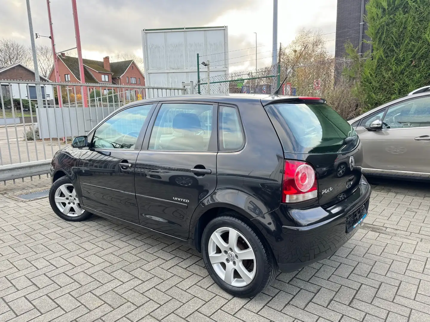 Volkswagen Polo 1.2i Benzine United  ** 1 JAAR GARANTIE ** !! Noir - 2