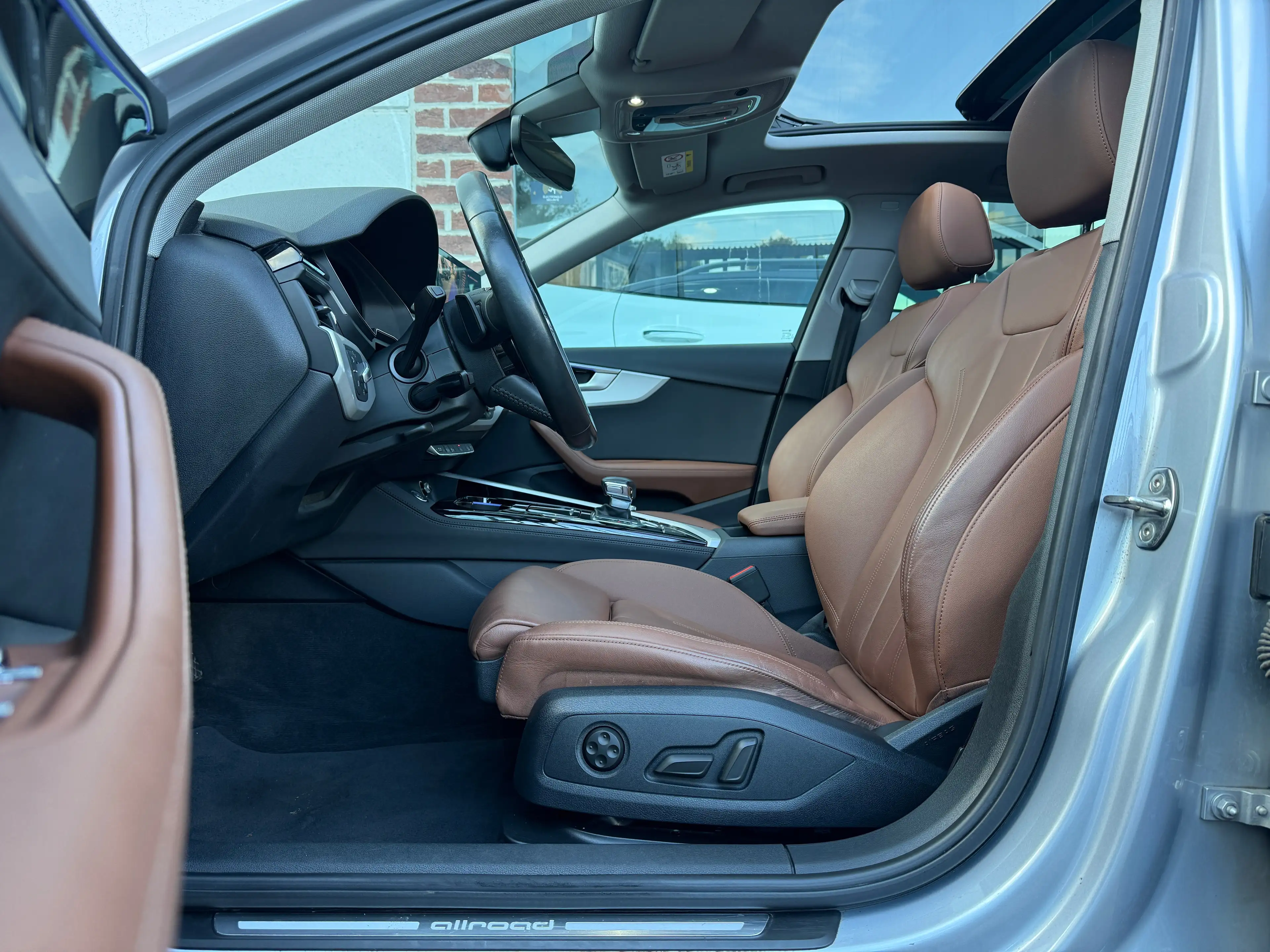 Audi A4 allroad 40 TDi Quattro S-tronic7 Design Luxe Édition — photo 8