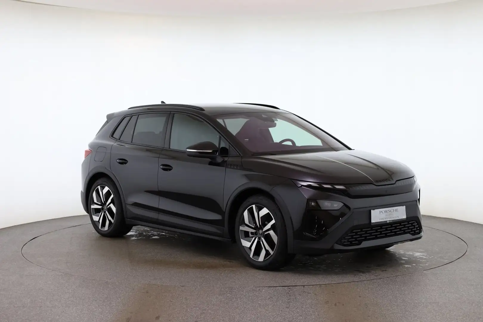 Skoda Elroq Sportline 85x Schwarz - 2