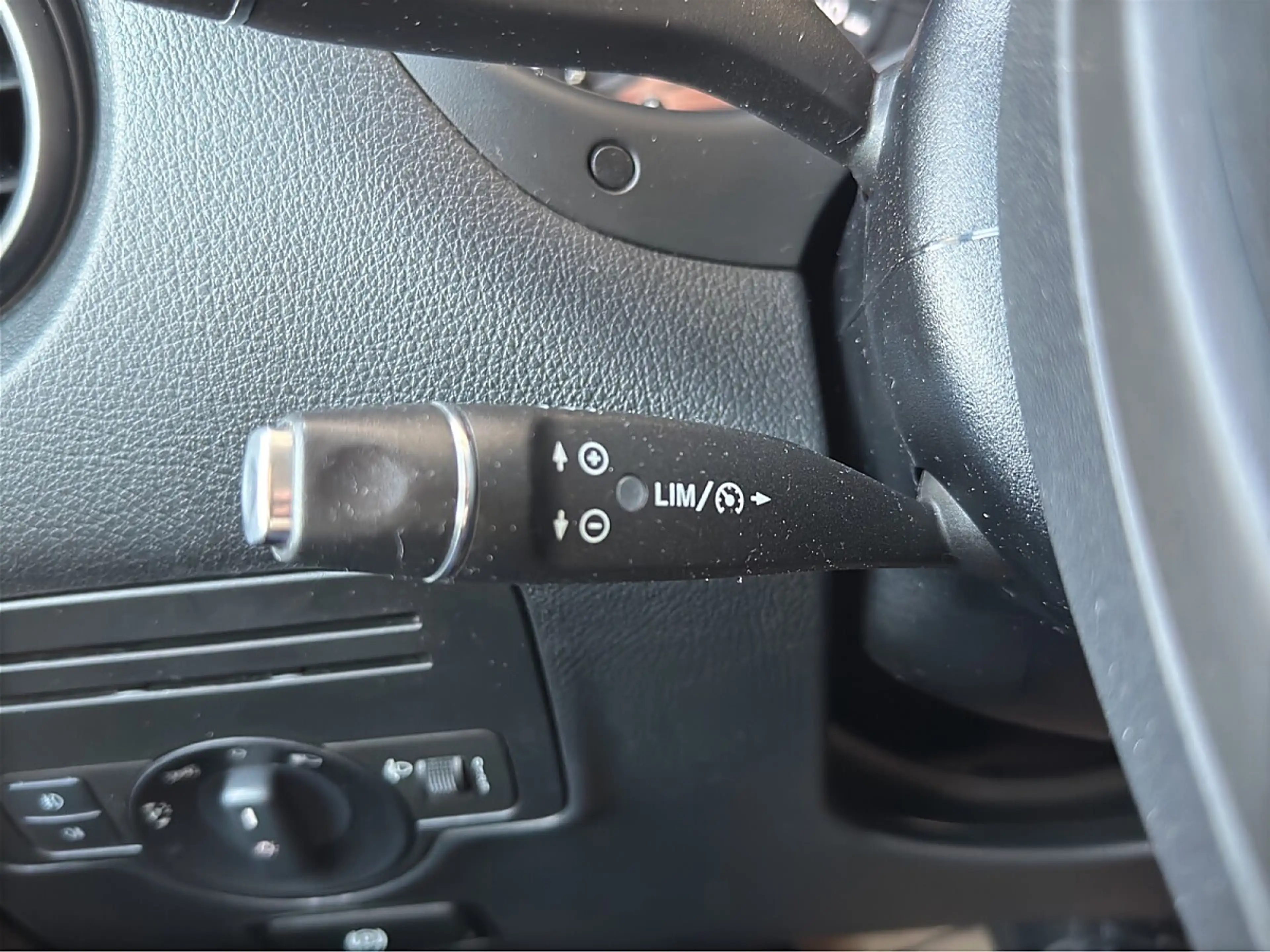 Mercedes-Benz Vito Tourer Pro 114 CDI extralang — photo 11