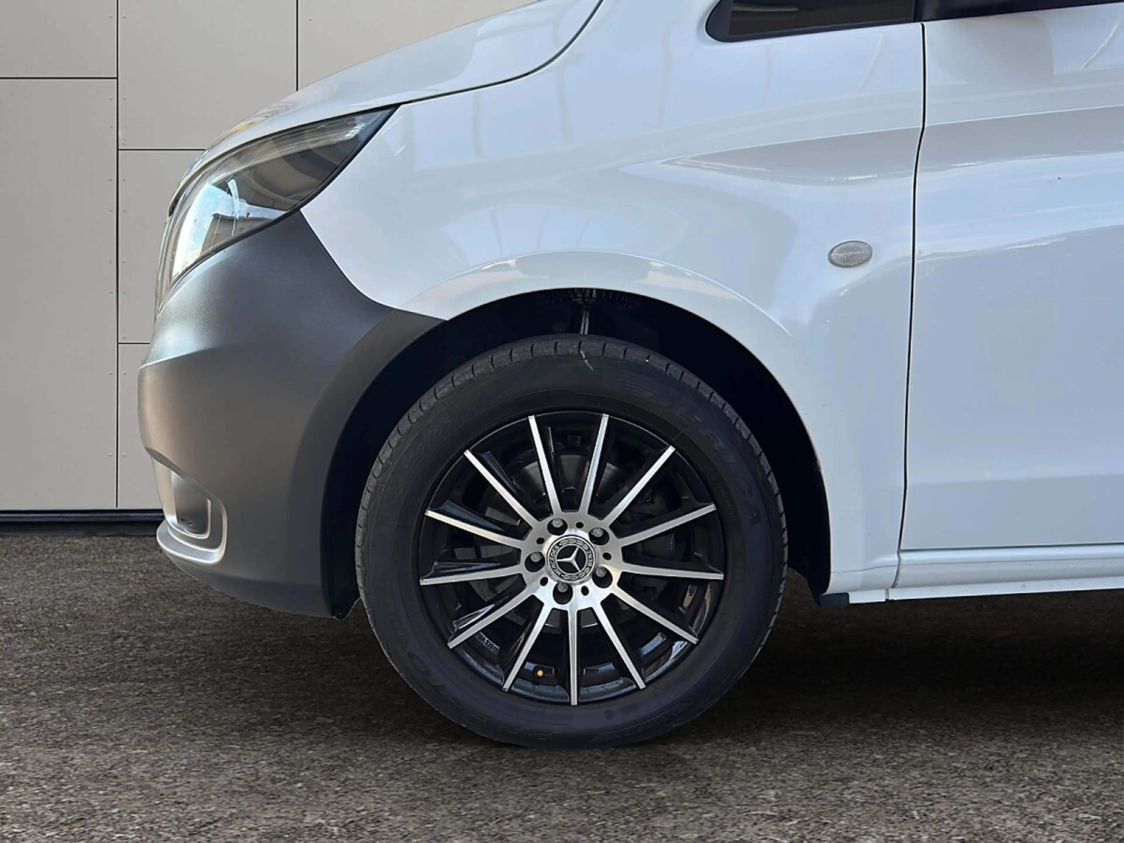Mercedes-Benz Vito Tourer Pro 114 CDI extralang — photo 6