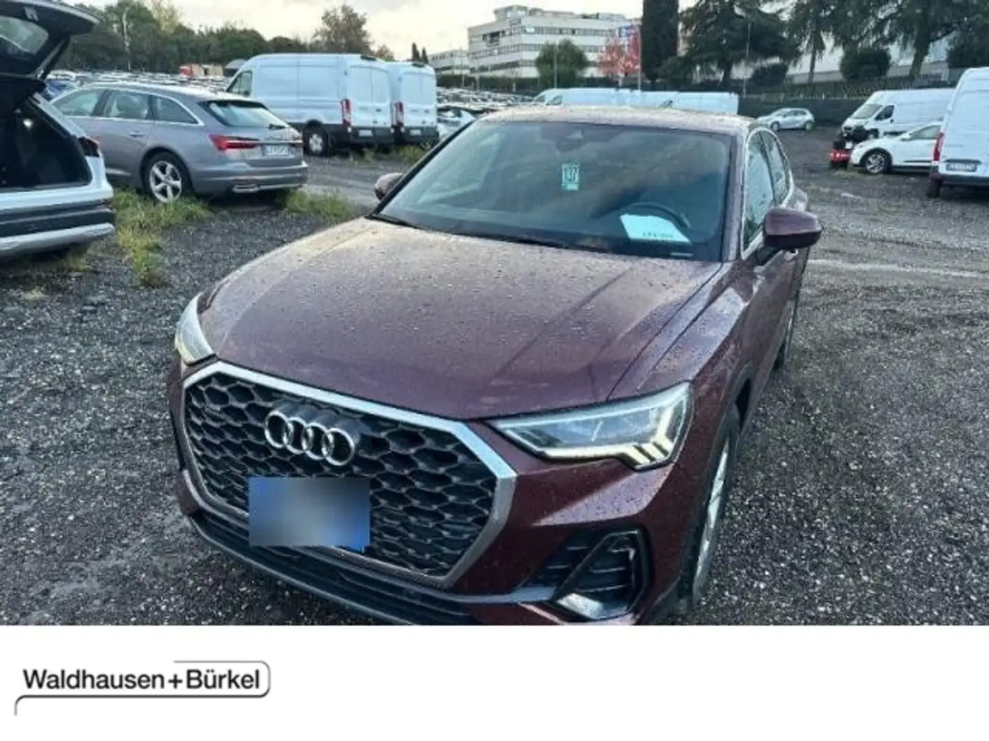 Audi Q3 Sportback 45 TFSI quattro S-Line Klima Navi Leder Rot - 1
