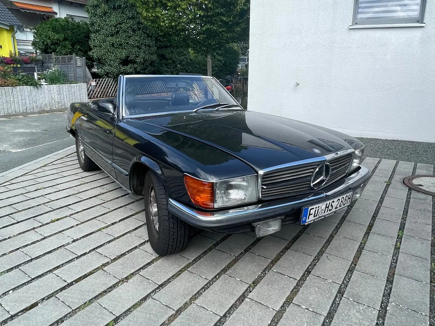Mercedes-Benz 450 107 Black - 1