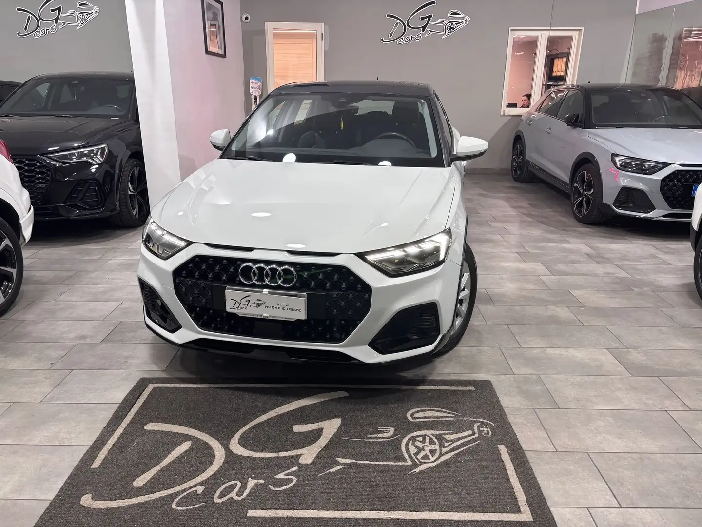 Audi A1 CITYCARVER 30TFSI S-TRONIC LED-CLIMA Bianco - 1