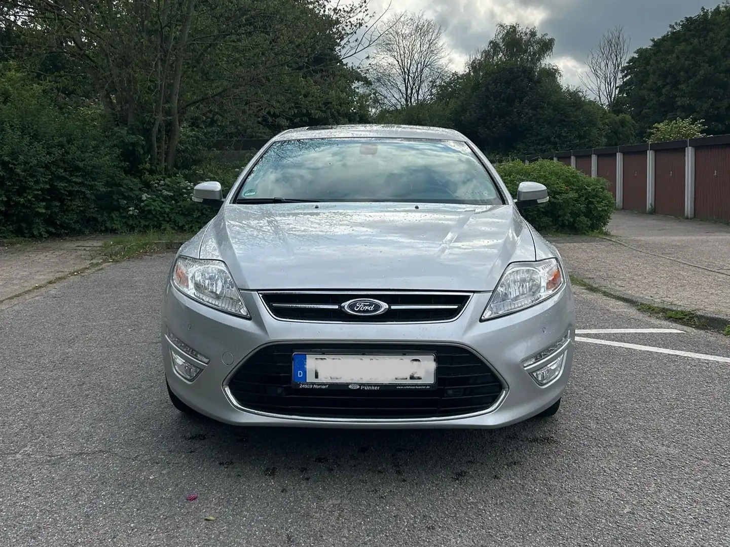 Ford Mondeo Mondeo Turnier Turnier 1.6 EcoBoost Start-Stopp Tr Silber - 2
