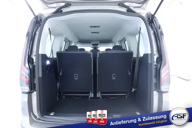Ford Grand Tourneo Connect view 11