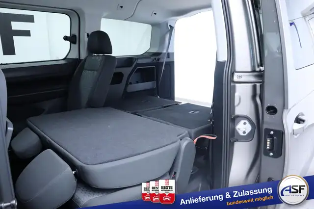 Ford Grand Tourneo Connect view 14