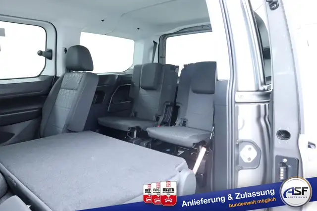 Ford Grand Tourneo Connect view 15