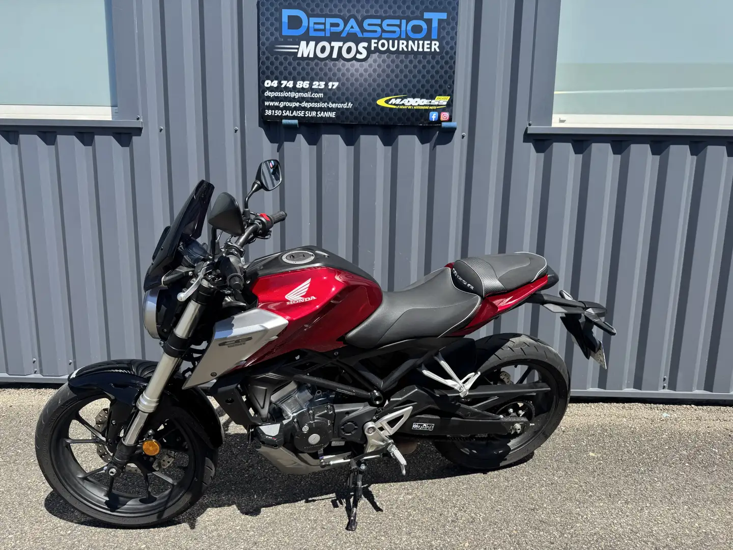 Honda CB 125 Rouge - 2