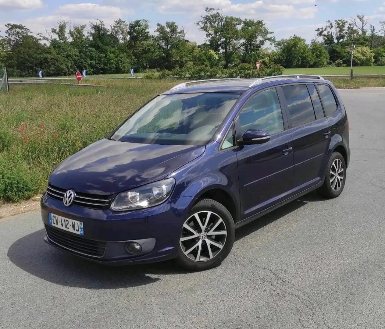 Volkswagen Touran Touran 2.0 TDI 140 FAP BlueMotion Life Bleu - 1
