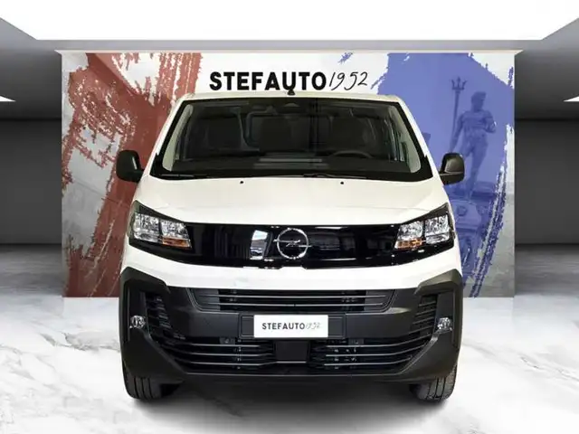 Opel Vivaro view 4