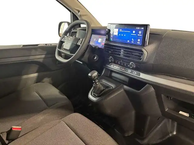 Opel Vivaro view 15