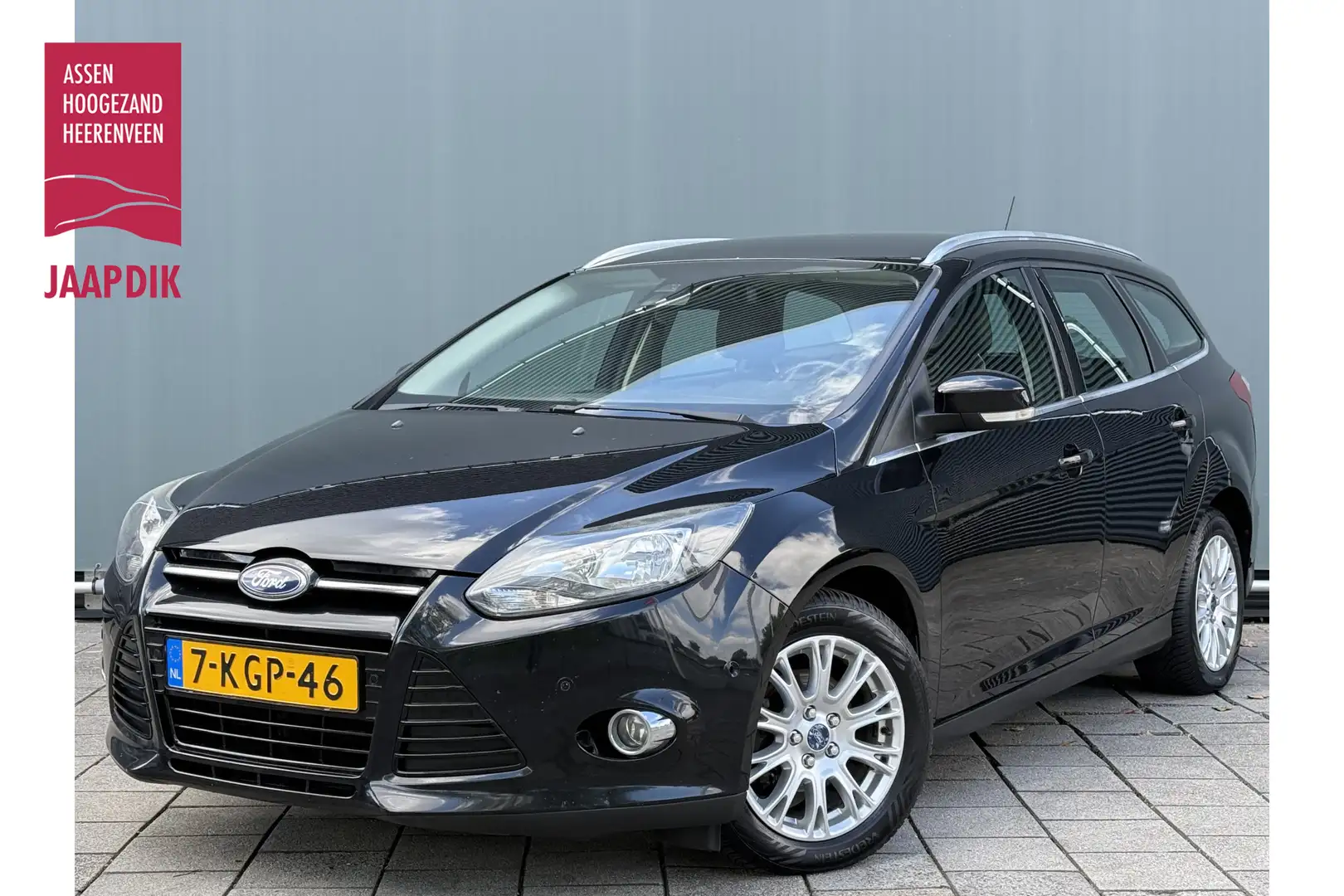 Ford Focus Wagon BWJ 2013 | 1.6 TDCI 105PK Titanium | EXPORT Zwart - 1