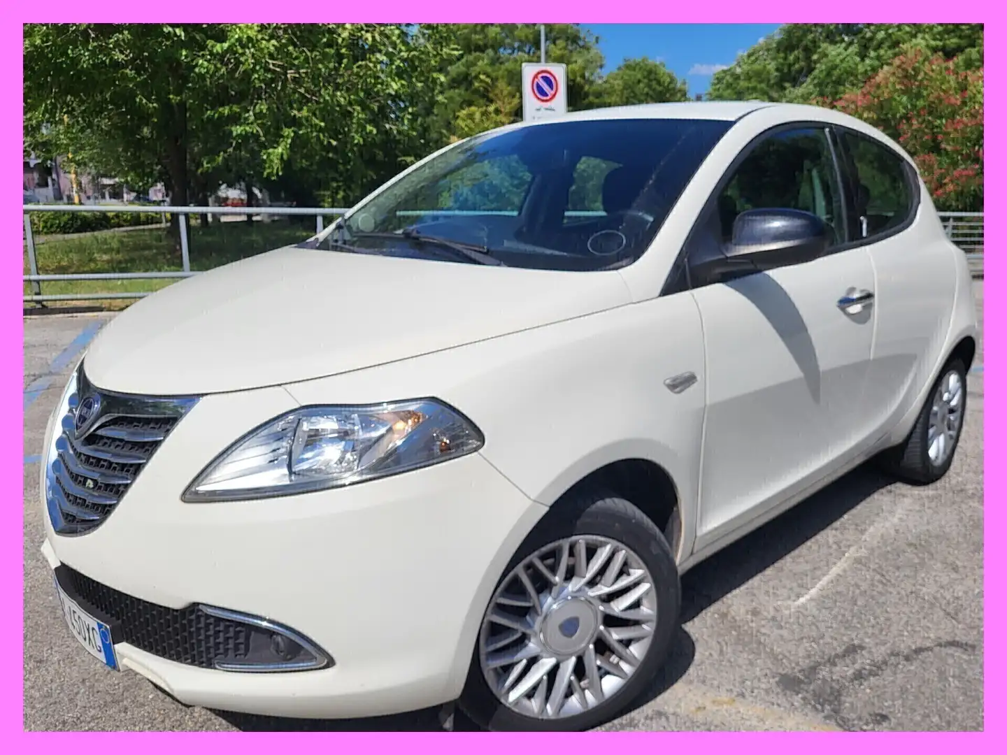 Lancia Ypsilon Ypsilon Wit - 1