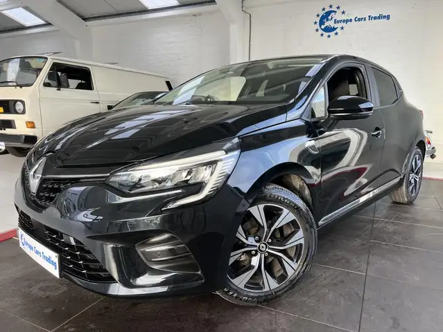 Renault Clio LIMITED 1.0 TCe 90CH 1ÈRE MAIN CARPLAY GAR 12M