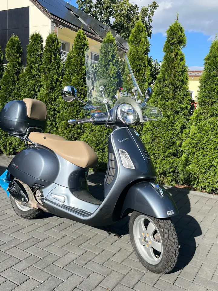 Vespa GTS 300