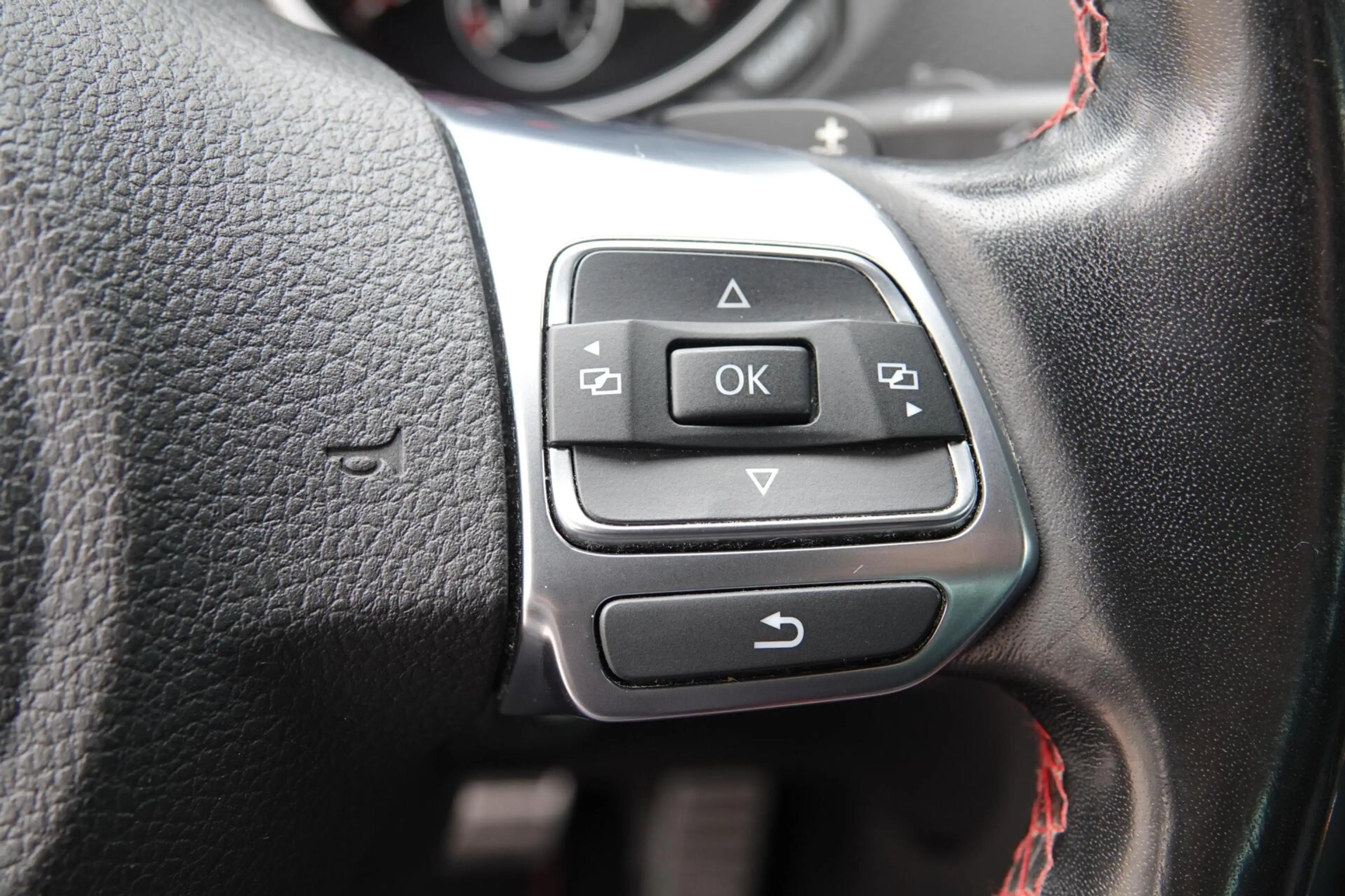 Volkswagen Golf GTI 2.0 Edition 35 TREKHAAK CAMERA DYNAUDIO — photo 21