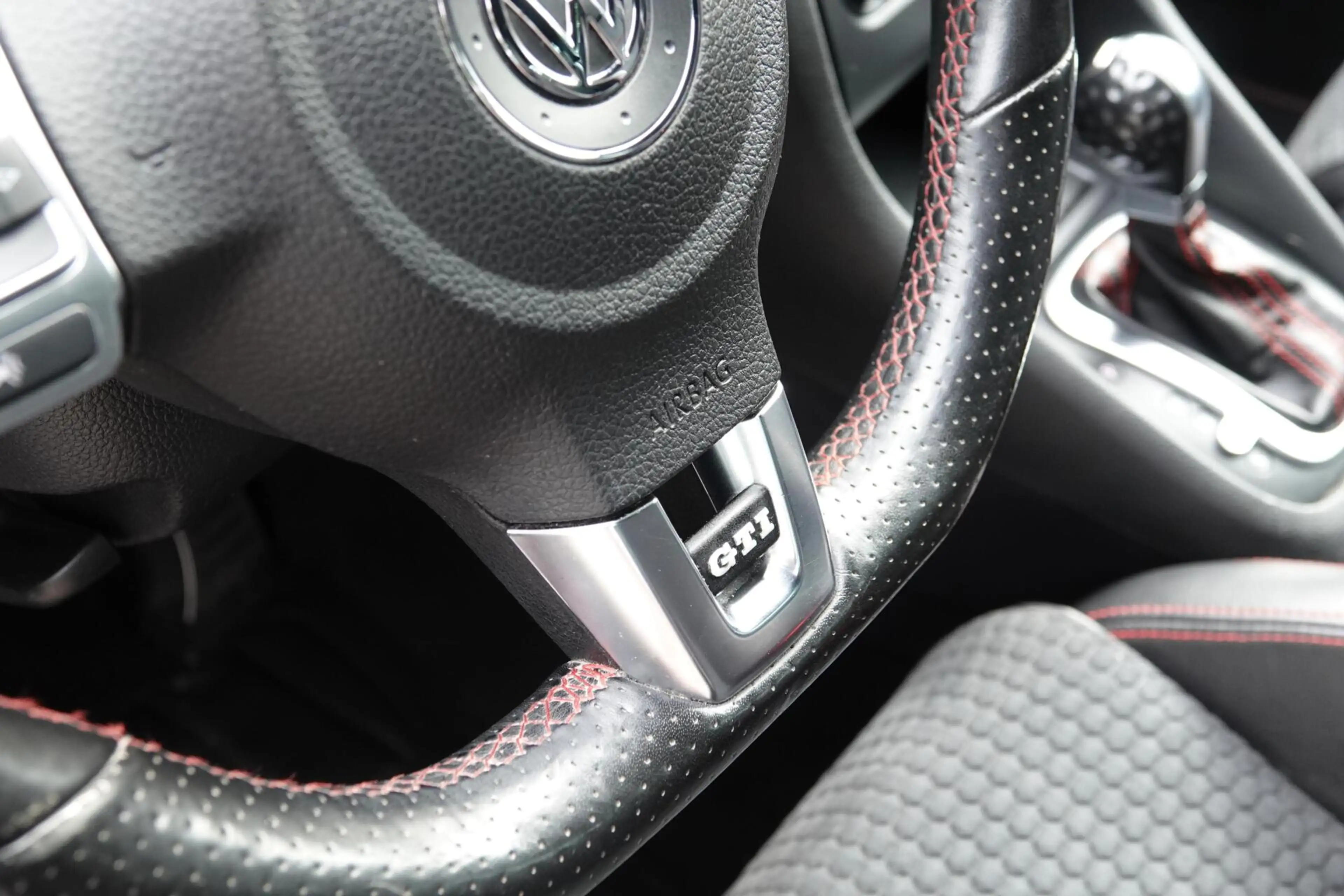 Volkswagen Golf GTI 2.0 Edition 35 TREKHAAK CAMERA DYNAUDIO — photo 46