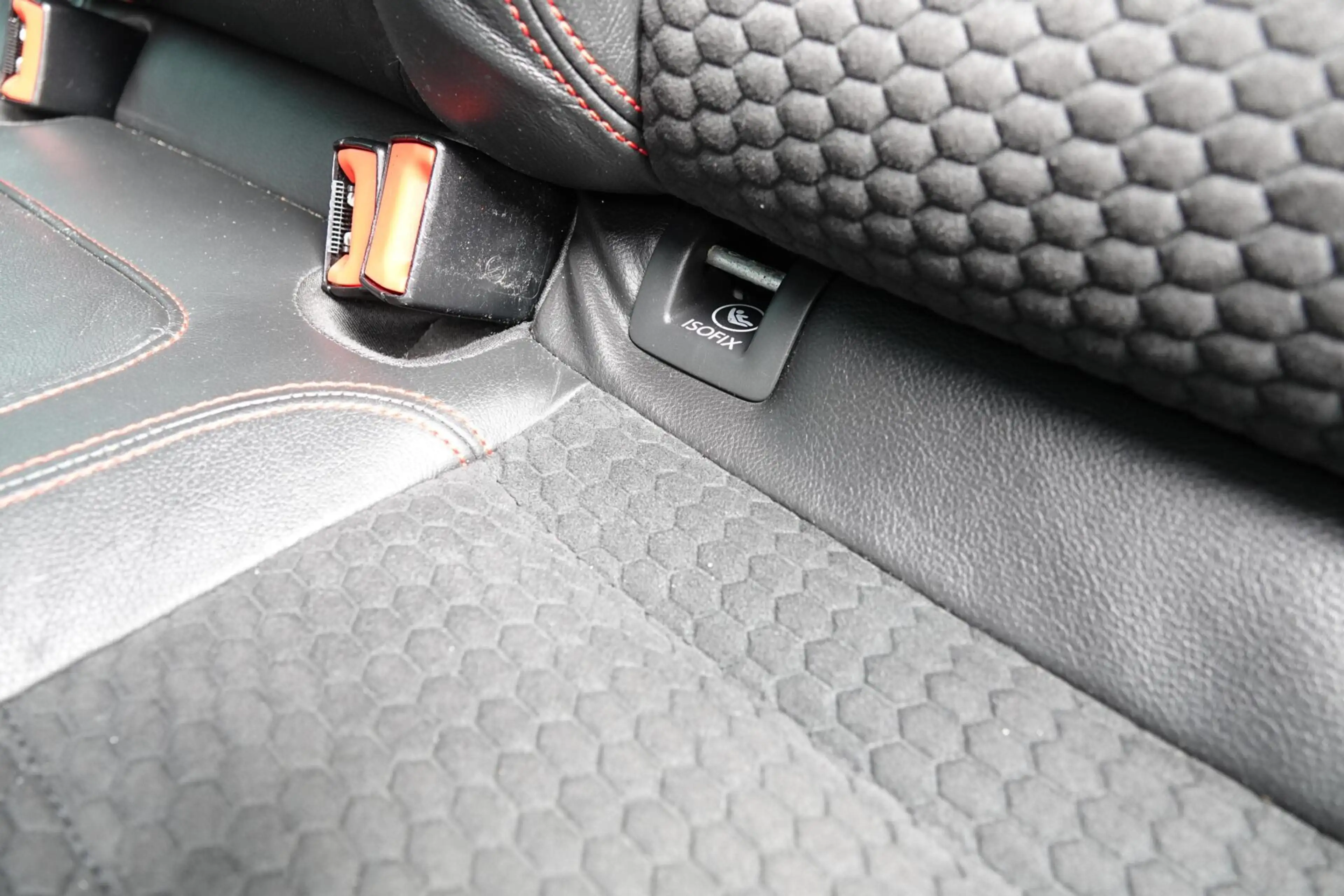 Volkswagen Golf GTI 2.0 Edition 35 TREKHAAK CAMERA DYNAUDIO — photo 41