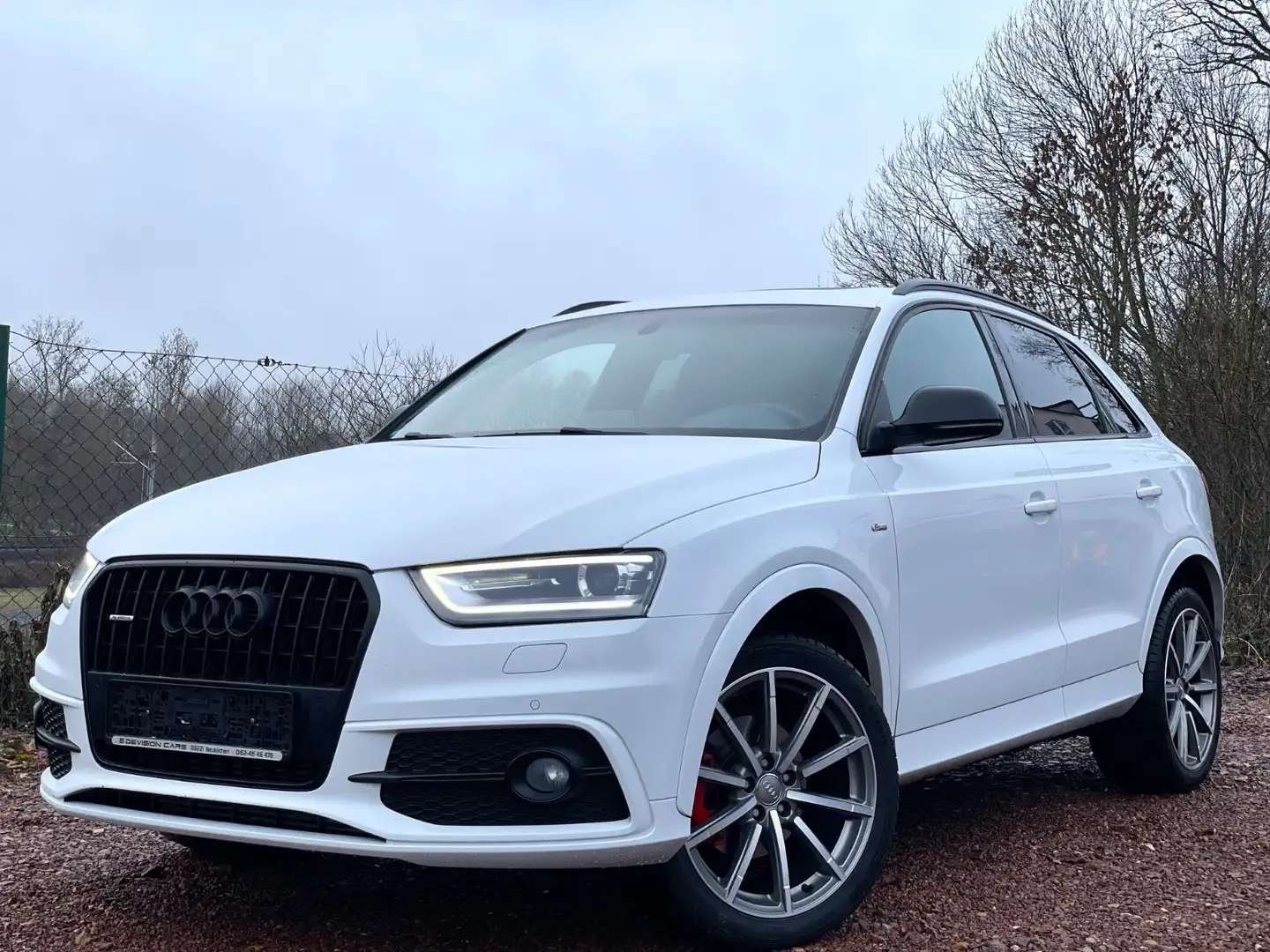 Audi Q3 2.0 TDI *S line Sportpaket/Plus*quattro*DSG* Weiß - 2