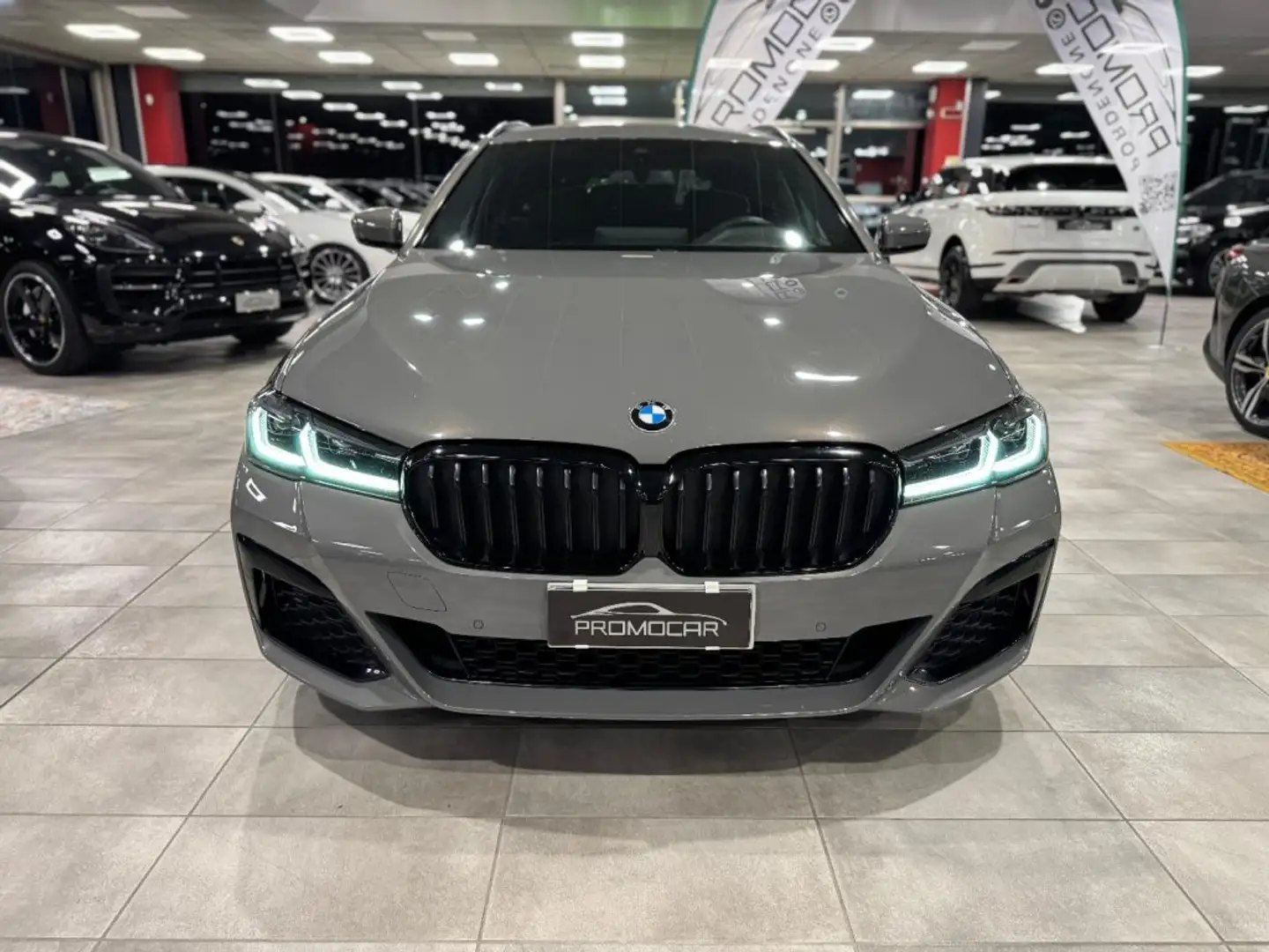 BMW 520 d 48V xDrive TOURING MSPORT *UNIPROP*SERVICE BMW* Gris - 2