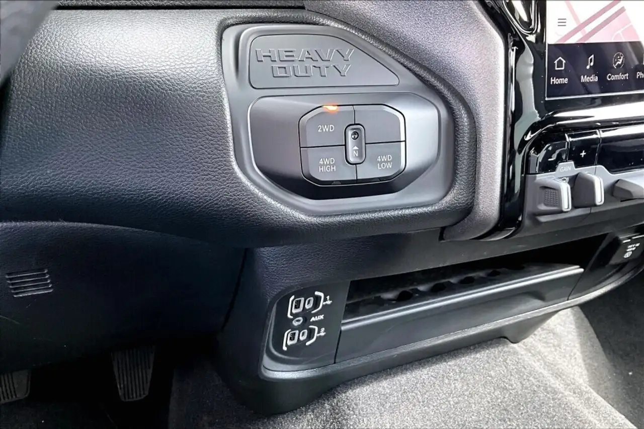 RAM 3500 photo RAM 3500