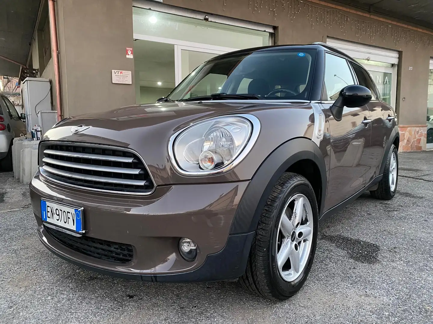 MINI Cooper D Countryman Mini Countryman 2.0 Cooper D auto Marrone - 1