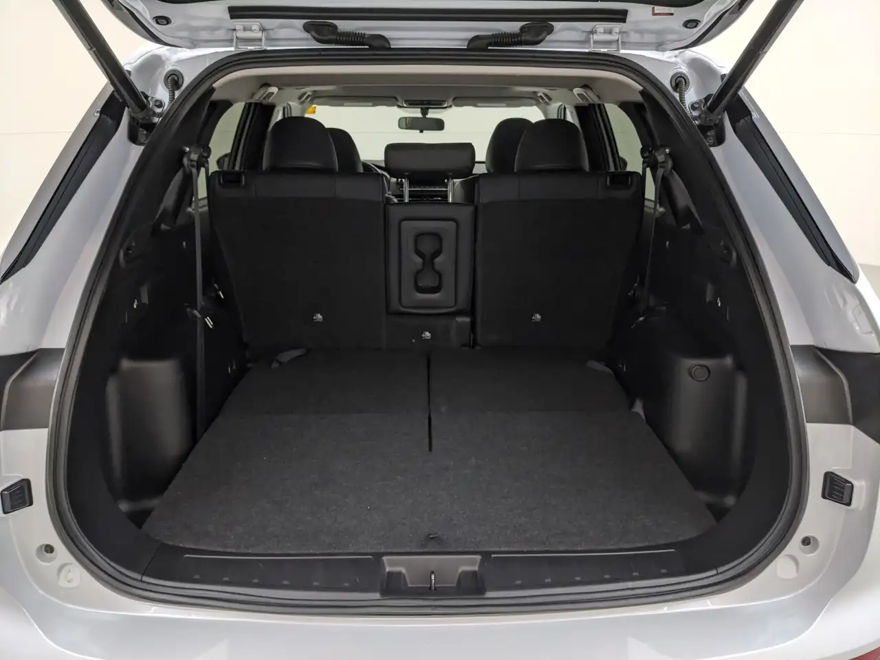 Mitsubishi Outlander снимка Mitsubishi Outlander