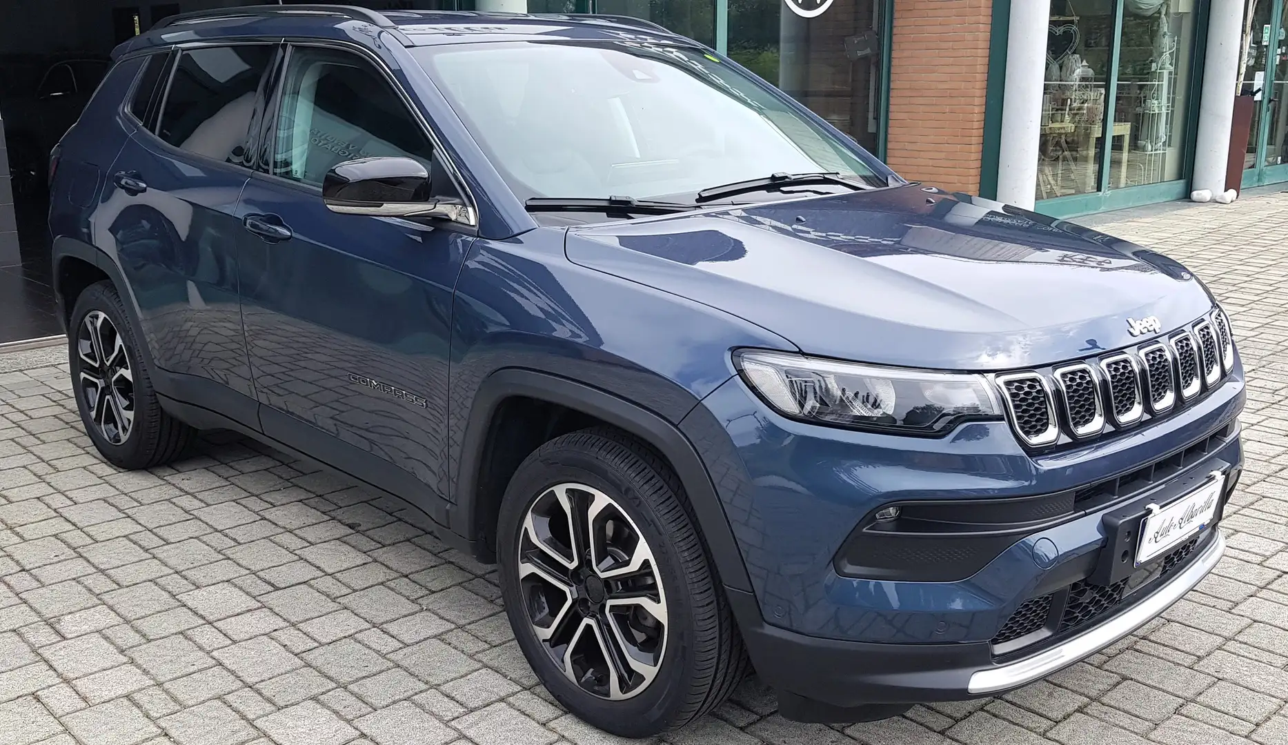 Jeep Compass Compass II 1.3 t4 Limited 2wd 150cv ddct my20 Azul - 2