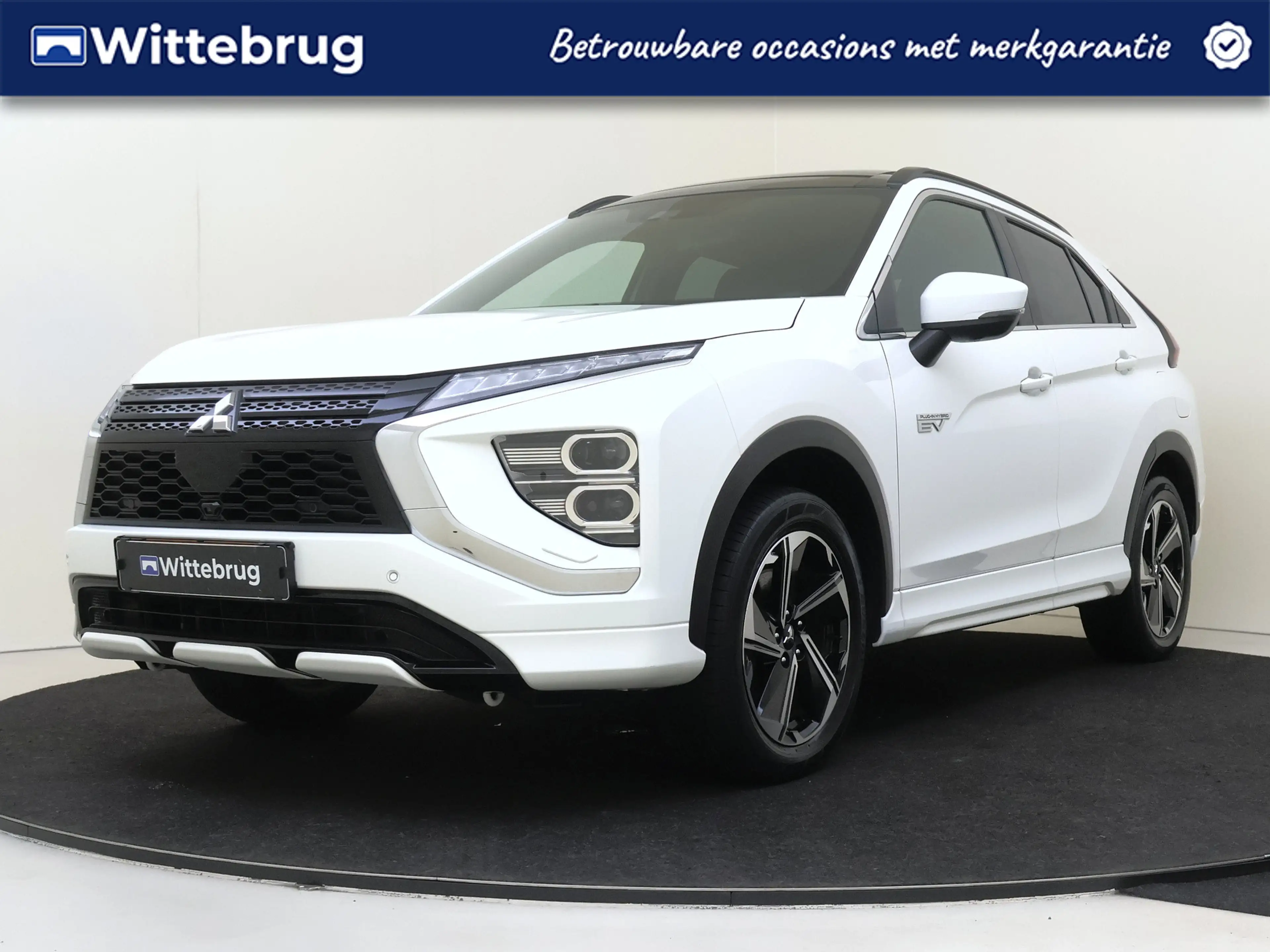 Mitsubishi Eclipse Cross 2.4 PHEV Instyle | Leder | Trekhaak | Camera | Car