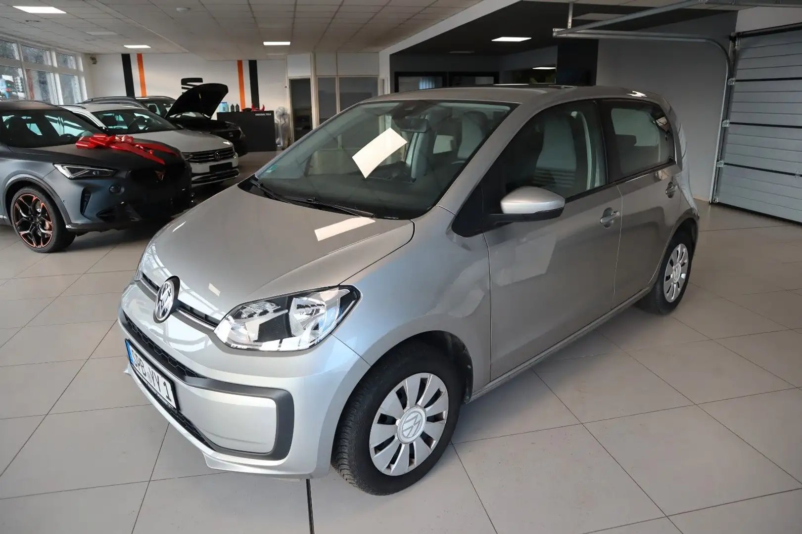 Volkswagen up! /MOVE/4-Türer/ALLWETTER/FREISPRECH Silber - 1