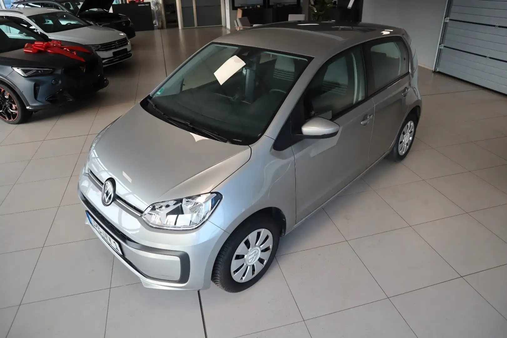 Volkswagen up! /MOVE/4-Türer/ALLWETTER/FREISPRECH Silber - 2
