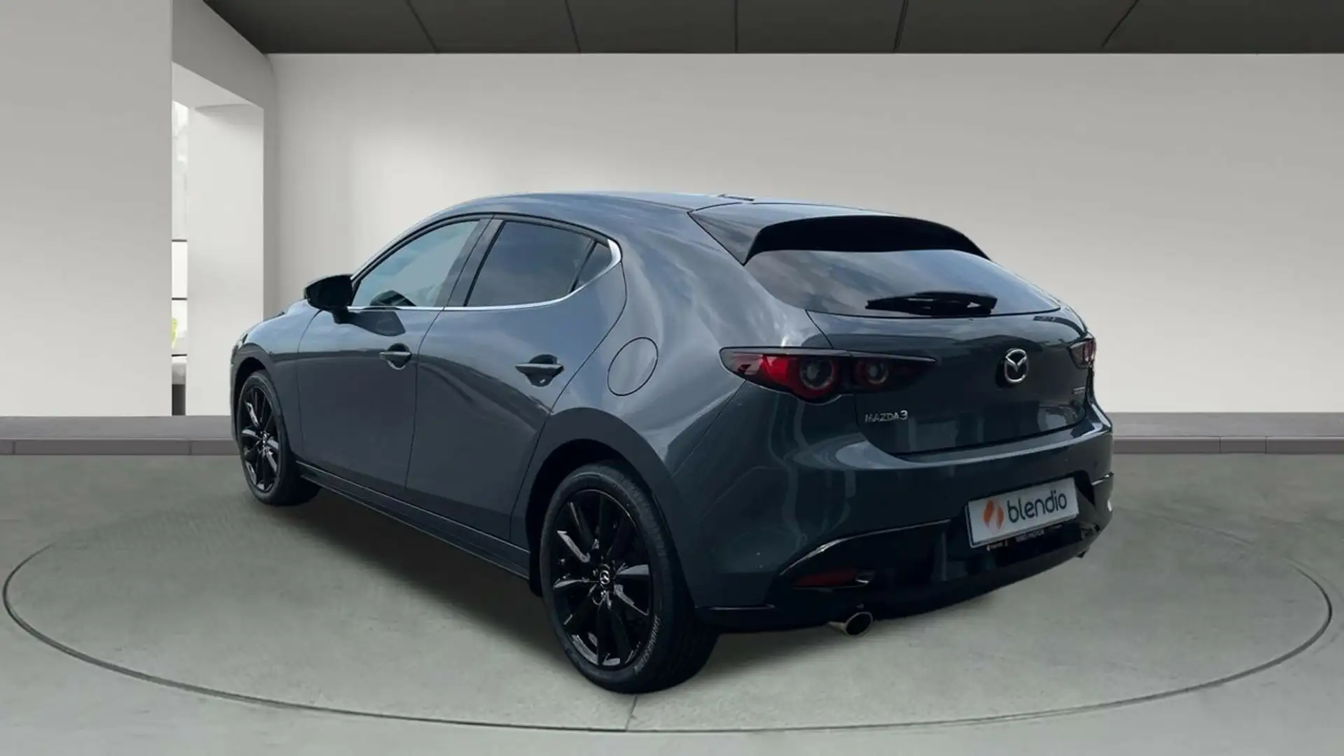 Mazda 3 2025 2.5 e-SKYACTIV G MHEV 140CV 6MT FWD HOMURA Gris - 2