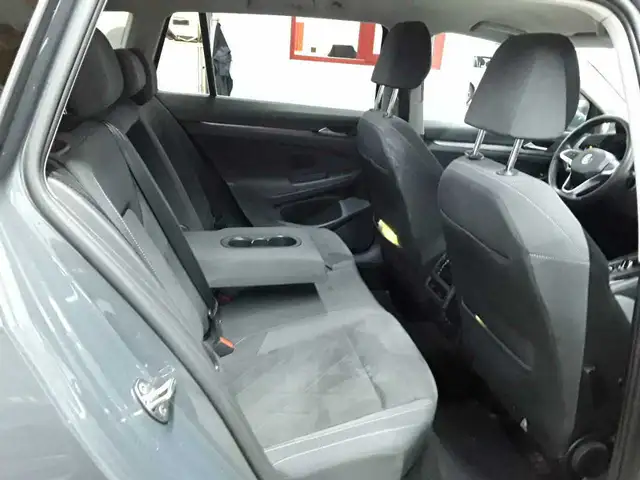 Volkswagen Golf view 14
