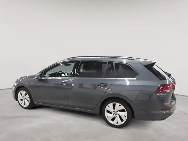 Volkswagen Golf view 6