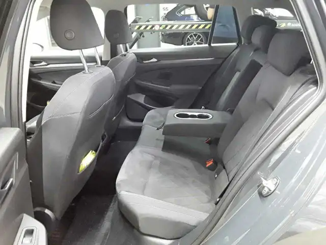Volkswagen Golf view 13