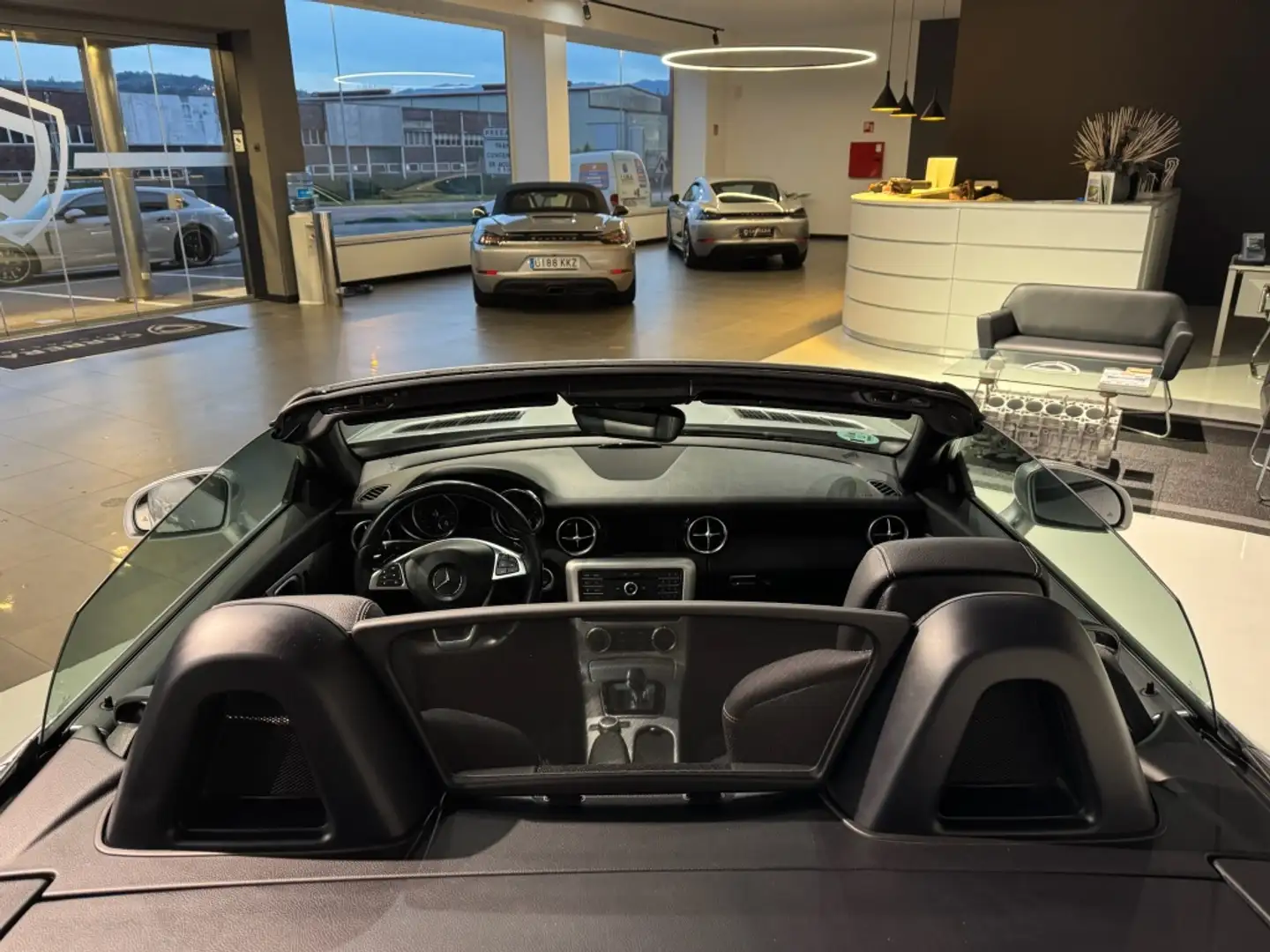 Mercedes-Benz SLC 200 9G-Tronic Gri - 2
