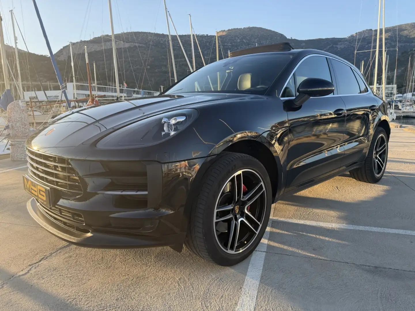 Porsche Macan Aut. Negro - 1