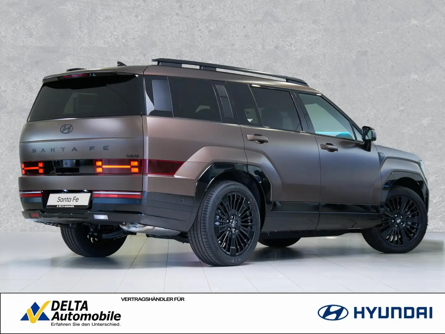 Hyundai SANTA FE Plug-In-Hybrid Blackline 4WD LAGERWAGEN Brun - 2