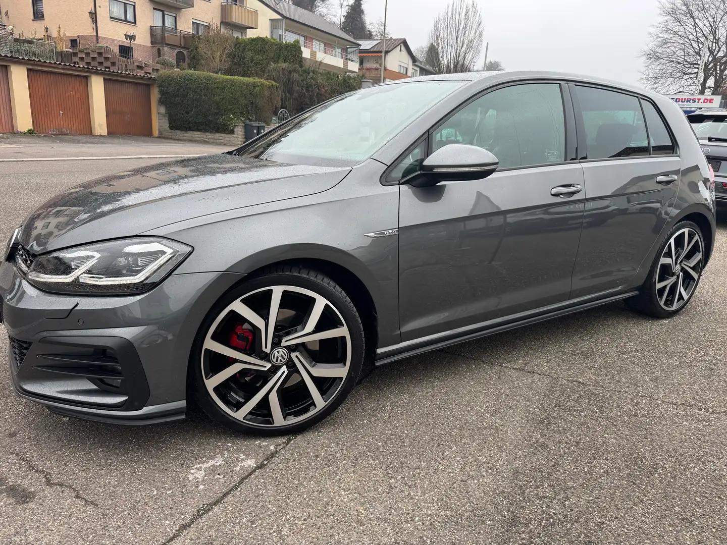 Volkswagen Golf GTD GTD PANO ACC 19ZOLL VOLLVIRTUELL R-KAMERA Gris - 1