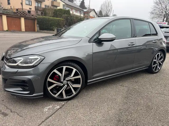 Volkswagen Golf GTD GTD PANO ACC 19ZOLL VOLLVIRTUELL R-KAMERA