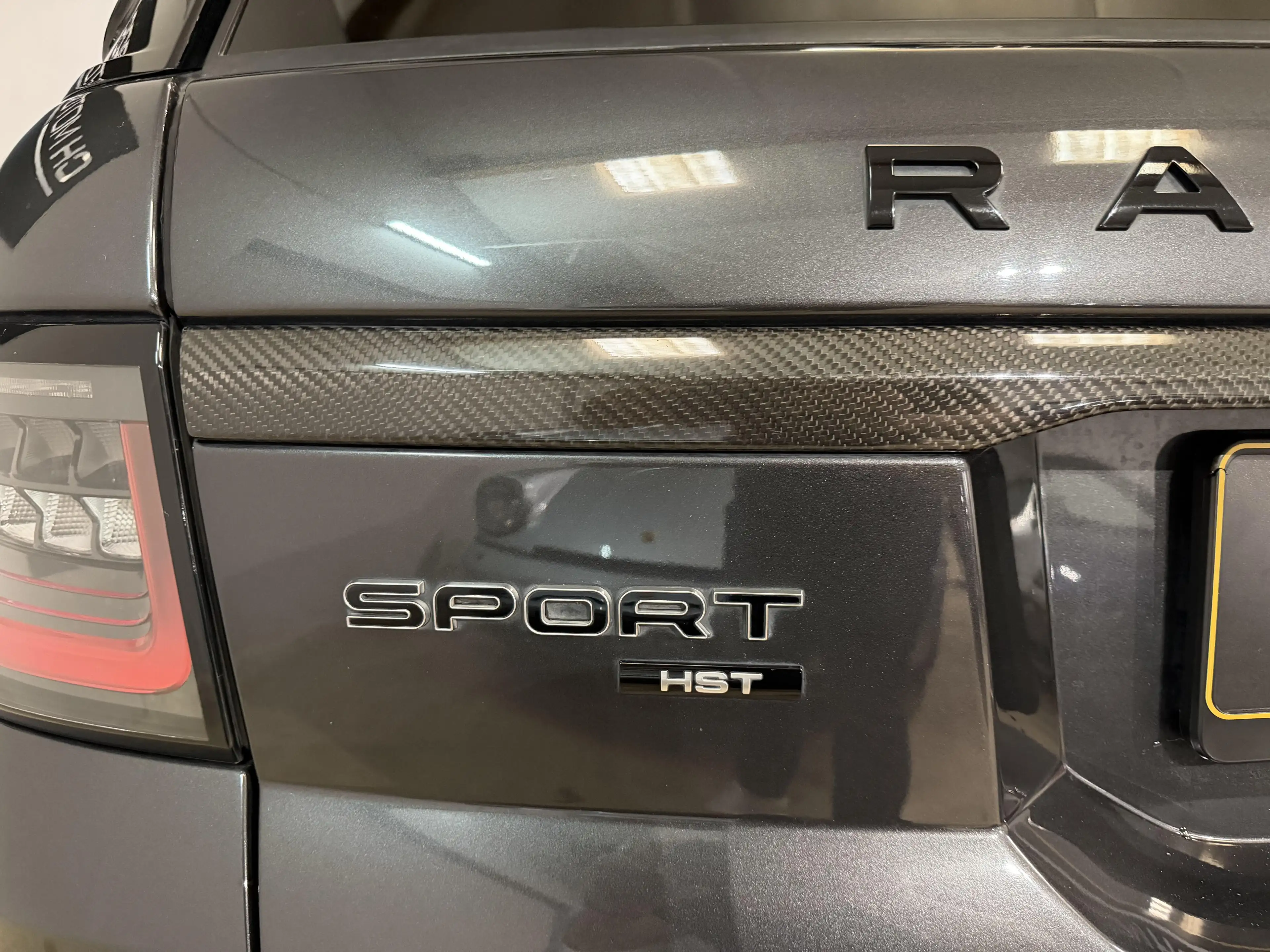 Land Rover Range Rover Sport P400 HST — photo 10