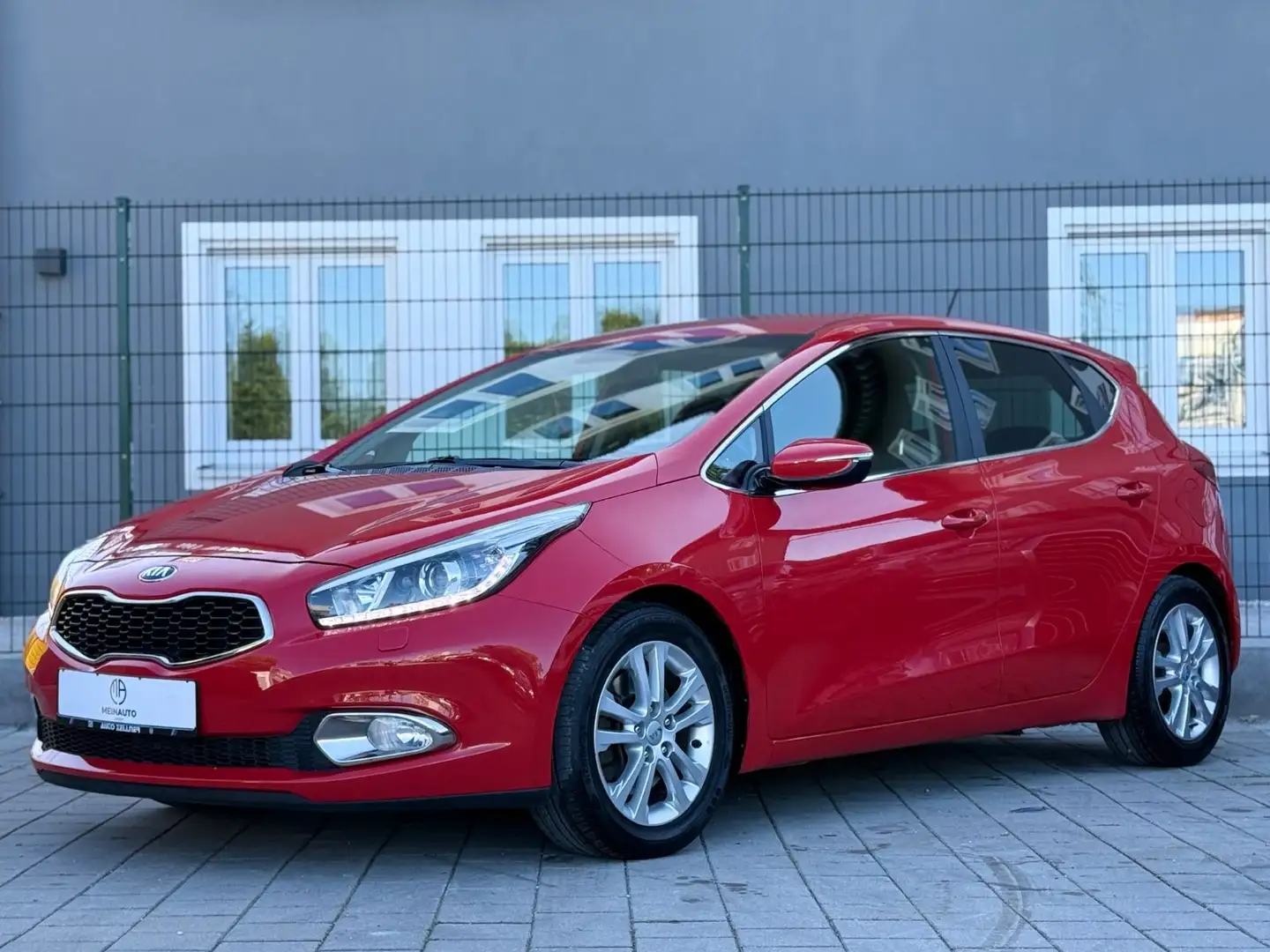 Kia Ceed / cee'd Cee`d/TEMP/KAMERA/NAVI/LENK-HEIZ/SITZ-HEI Rot - 1