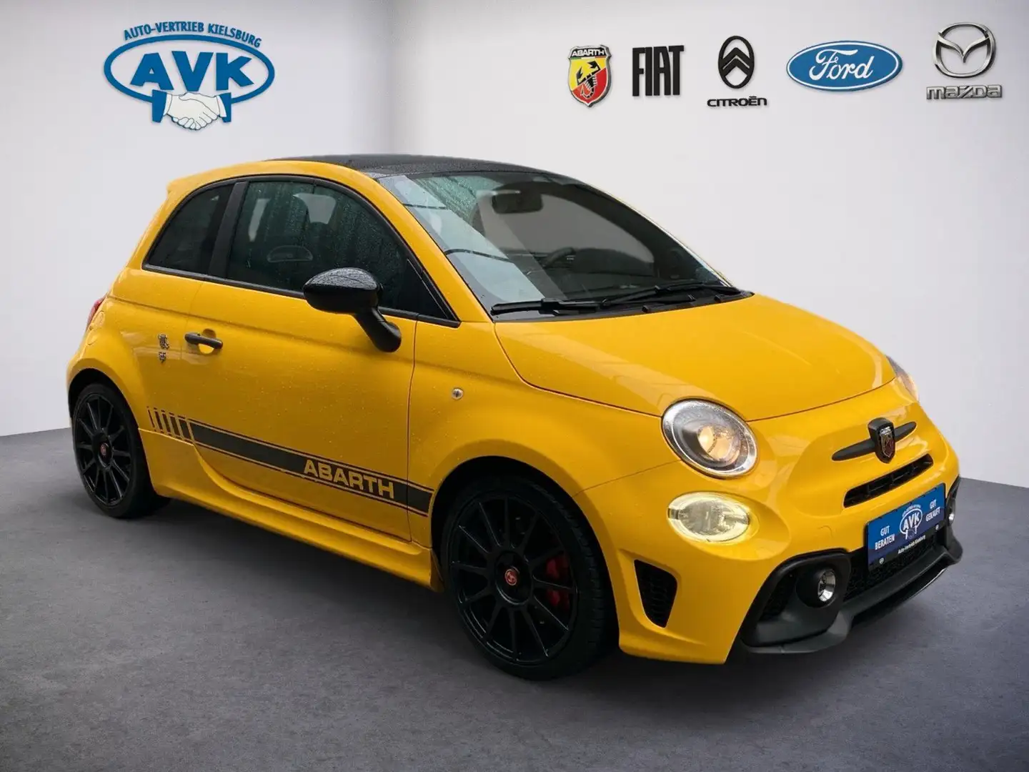 Abarth 500 595 Competizione Gelb - 1