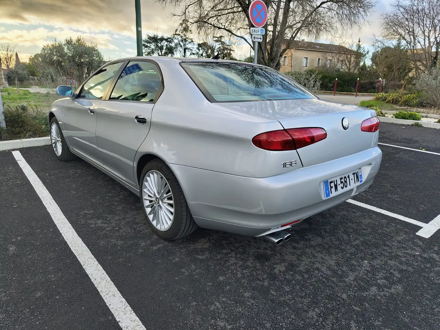 Alfa Romeo 166 3.2 V6 Sélective - 2