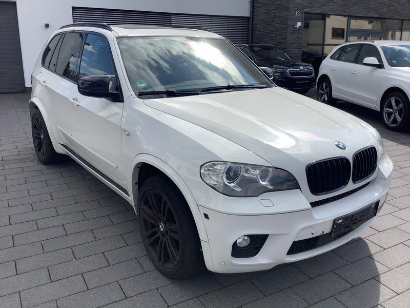 BMW X5 xDrive 40 d M Sportpaket Head-up Keylees Pano — photo 2