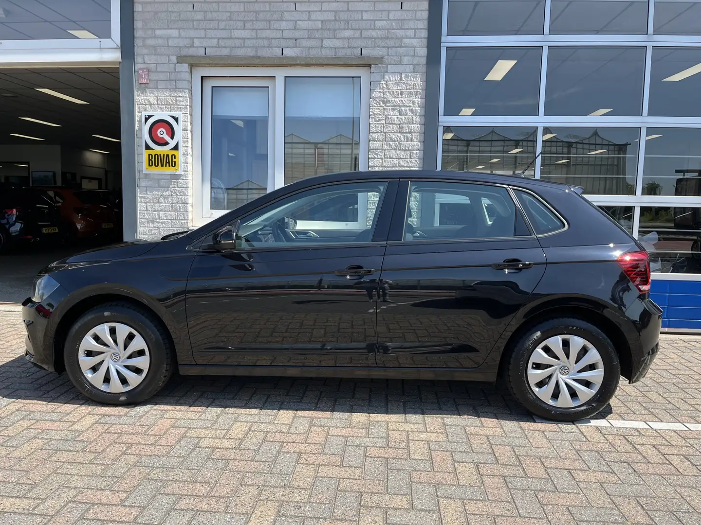 Volkswagen Polo 1.0 TSI Comfortline / AIRCO/ NAVI/ ZEER ZUINIG/ AC Zwart - 2