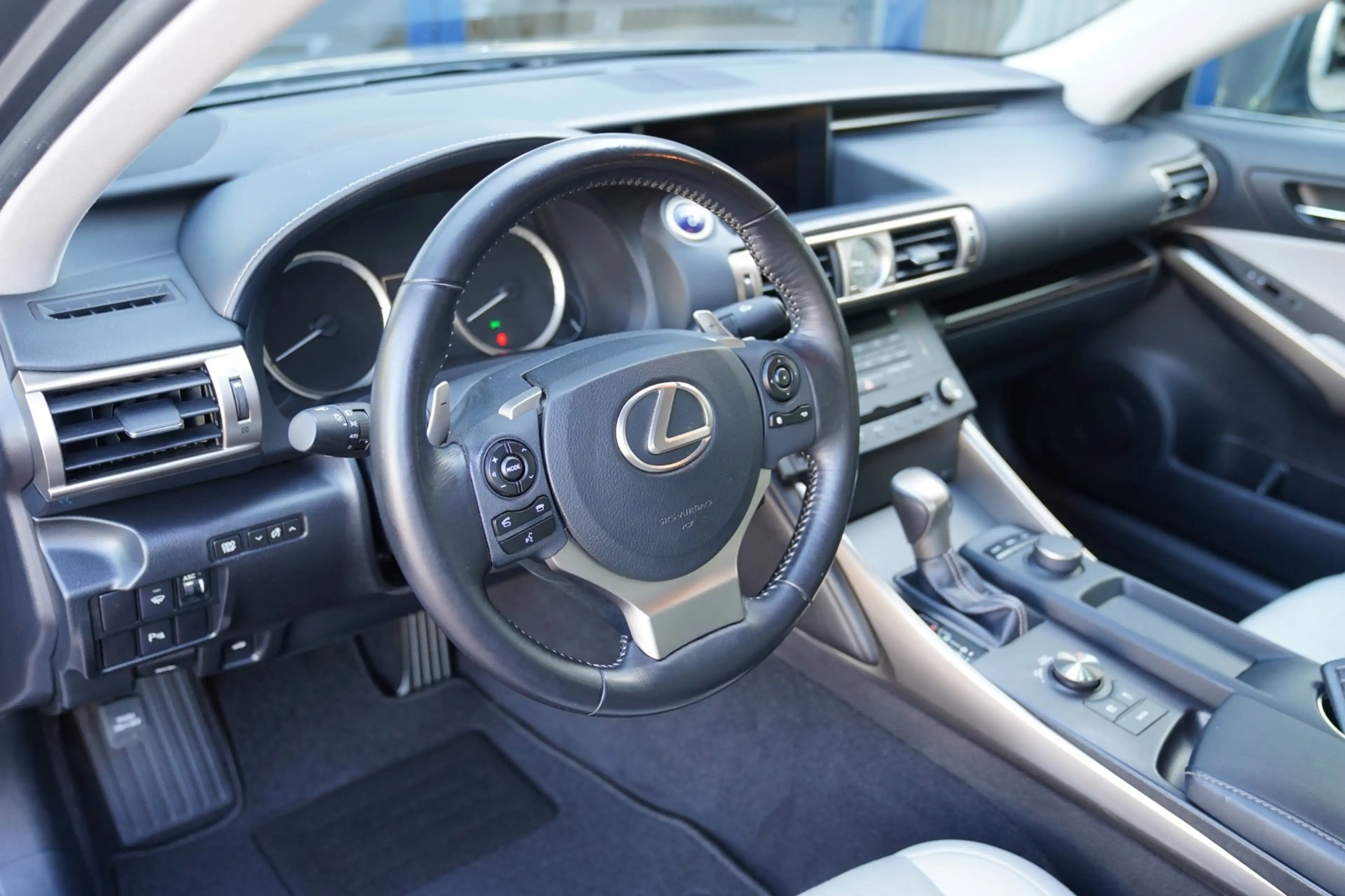 Lexus IS 300 300h Hybrid|Prijs incl. 12 mnd garantie| Automaat — photo 15